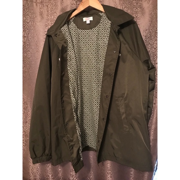 LuLaRoe Rain Jacket Olive Green Logo Jacket Sz L - Picture 3 of 8